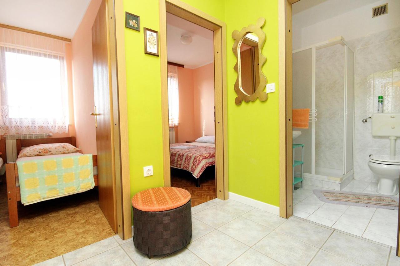 Apartments With A Parking Space Umag - 7109 Exterior foto